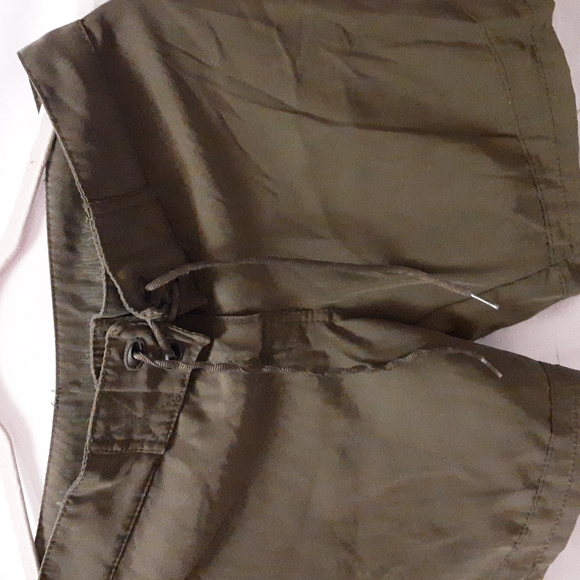 Shorts - Picture 2 of 2